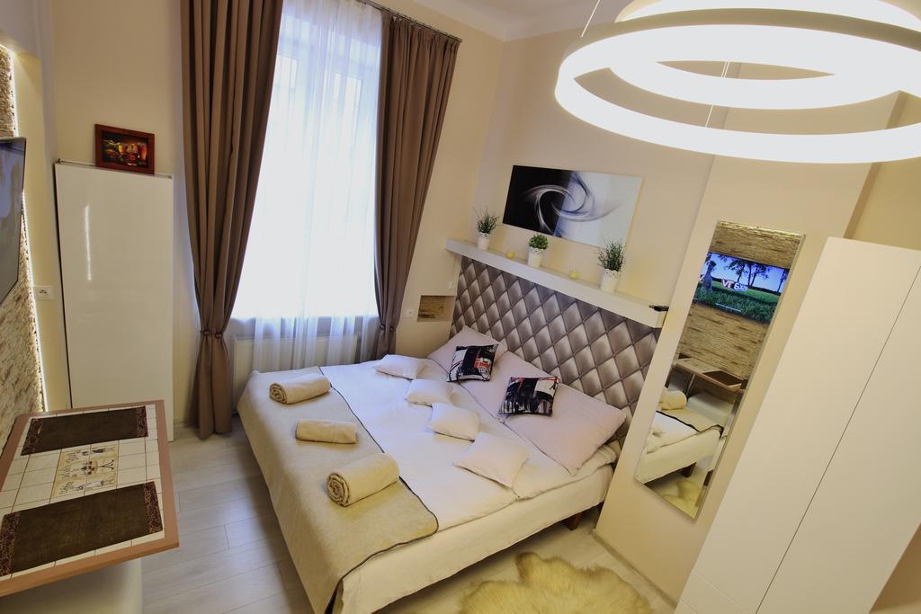 Apartament Rainbow 2 *